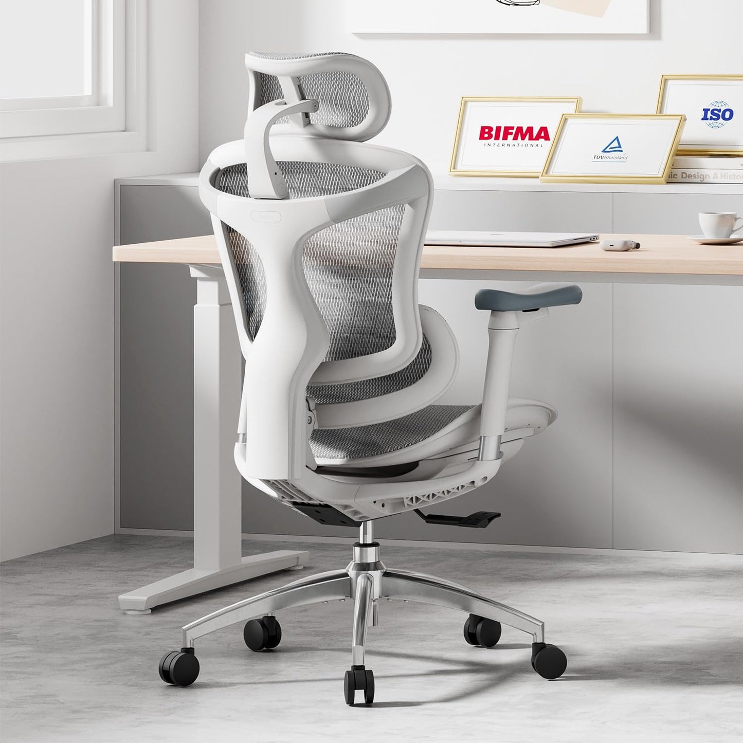 SIHOO Doro C300 Chaise de Bureau Ergonomique avec Accoudoirs Ultra Doux en 3D, Soutien Lombaire Dynamique pour Chaise Bureau à Domicile, Fauteuil de Bureau avec Dossier réglable(Blanc)